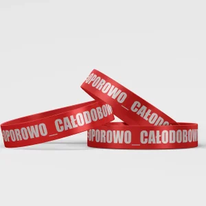 OPASKA SILIKONOWO #OPOROWO_CAŁODOBOWO. Opaska na rękę wykonana z wysokiej jakości materiałów marki #OPOROWO_CAŁODOBOWO. Opaska dostępna w kolorze czerwonym, idealnie będzie pasować do ubrań marki #OPOROWO_CAŁODOBOWO !